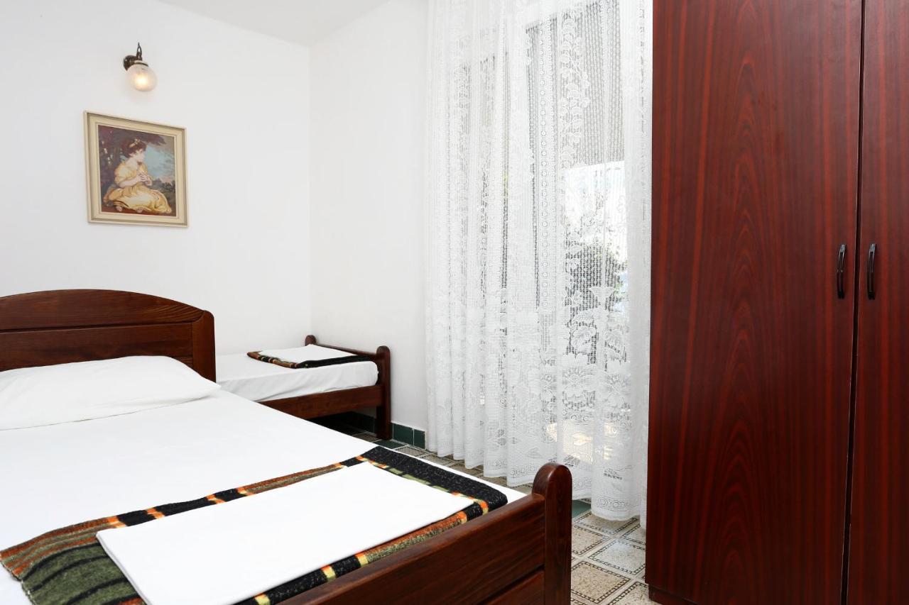 Apartments By The Sea Pisak, Omis - 1014 ภายนอก รูปภาพ