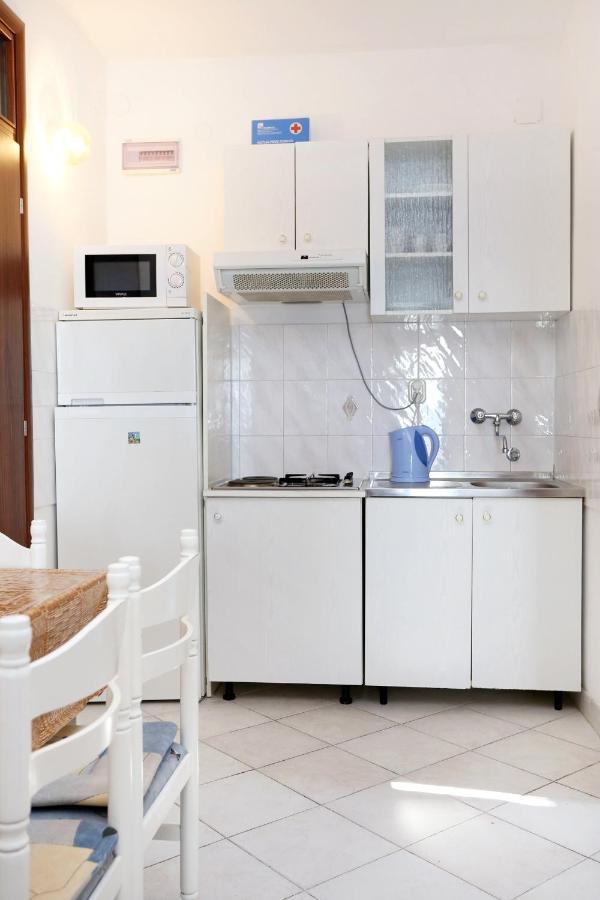 Apartments By The Sea Pisak, Omis - 1014 ภายนอก รูปภาพ